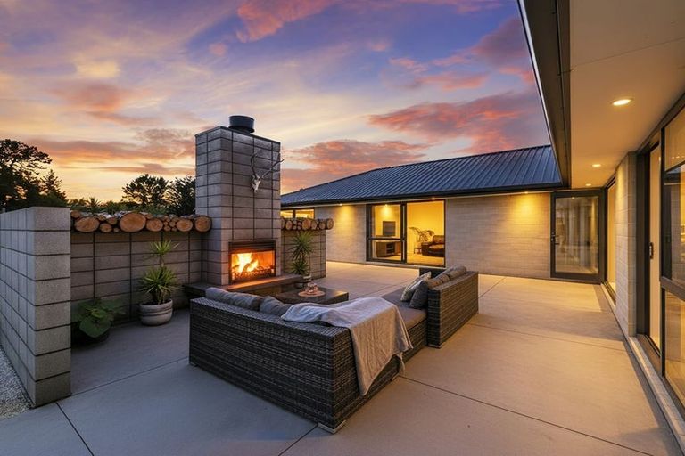 Photo of property in 8 Perendale Place, Kirwee, 7571