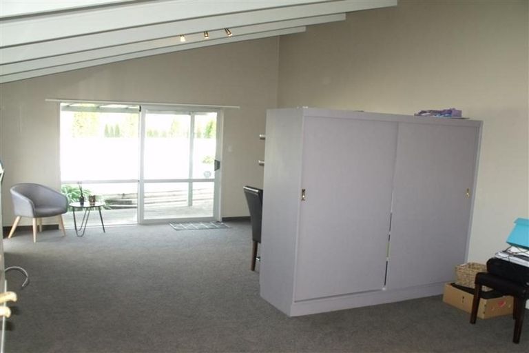 Photo of property in 12a Tucker Lane, Clive, 4102