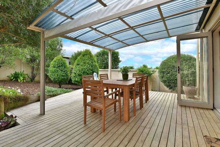 Photo of property in 21 West Hoe Heights, Orewa, 0931