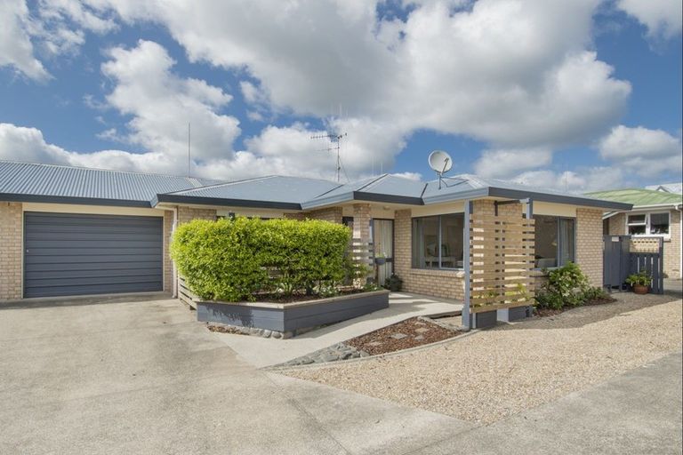 Photo of property in 1436b Cameron Road, Greerton, Tauranga, 3112