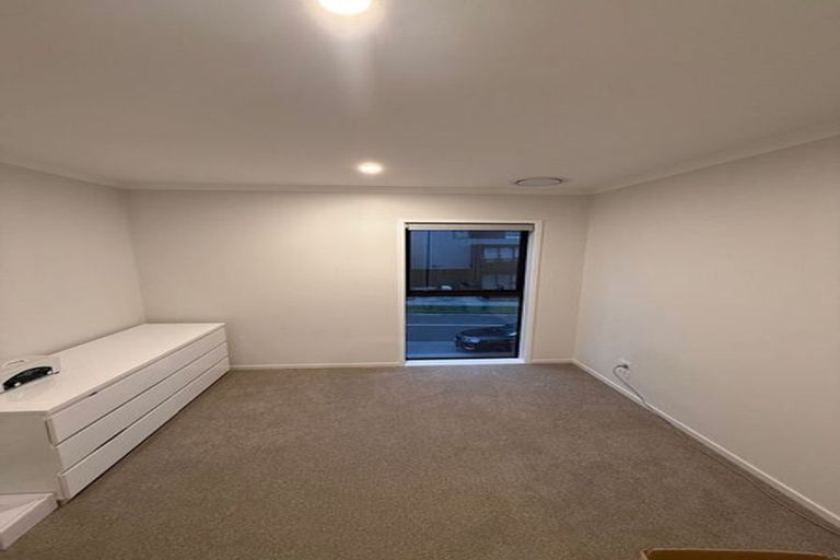 Photo of property in 66 Nugget Avenue, Hobsonville, Auckland, 0616