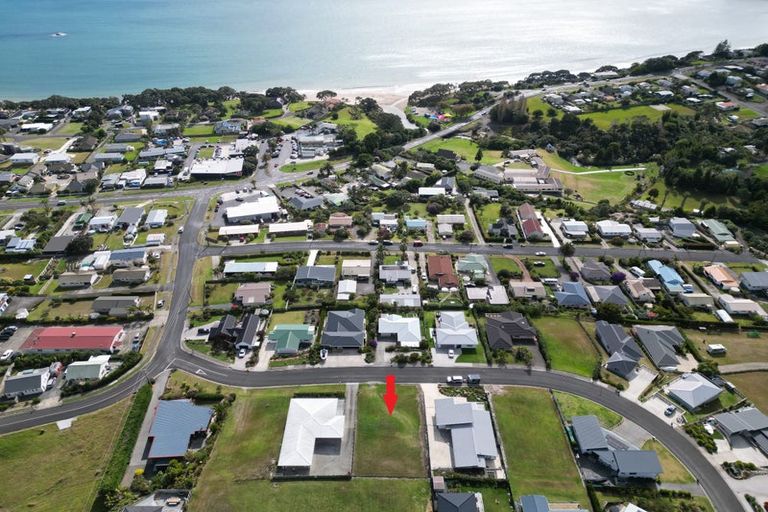 Photo of property in 8 Christine Drive, Coopers Beach, 0420
