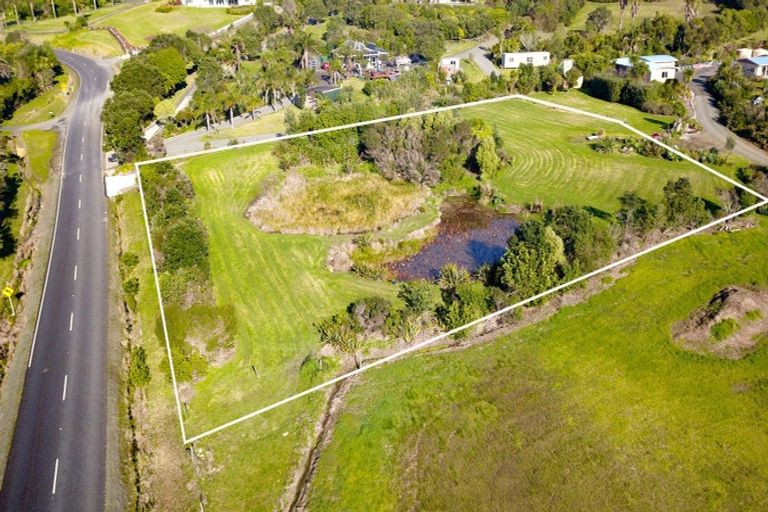 Photo of property in 14 Cullen Road, Waipu, 0582