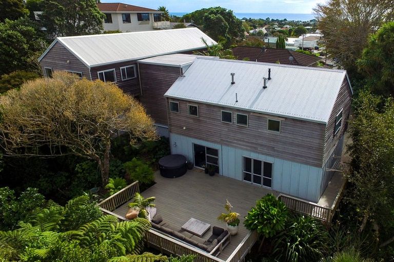 Photo of property in 91 Paynters Avenue, Strandon, New Plymouth, 4312