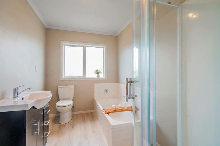 Photo of property in 46 Carina Way, Whitianga, 3510