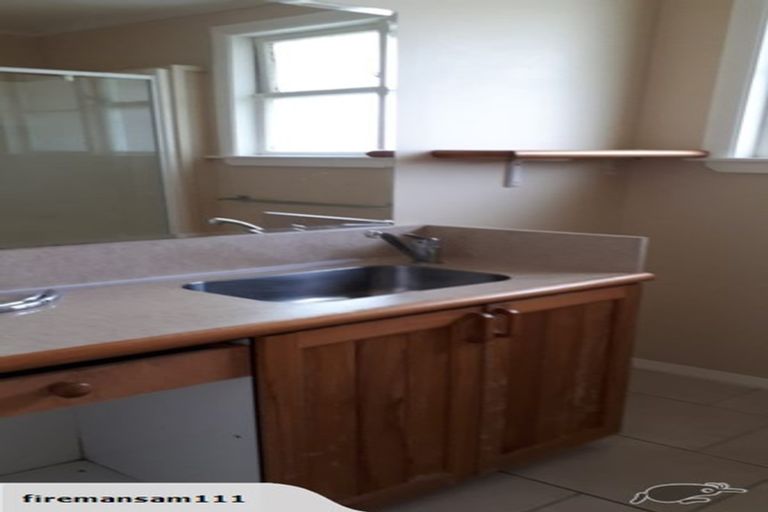 Photo of property in 17 Runuku Grove, Turangi, 3334