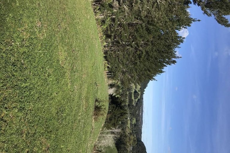 Photo of property in 75 Parakiore Road, Ngararatunua, Whangarei, 0176