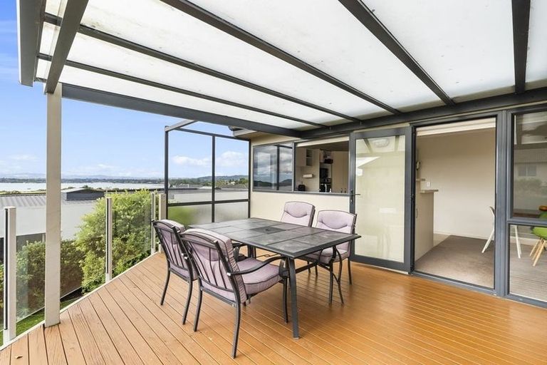 Photo of property in 1 Owen Place, Omokoroa, 3114