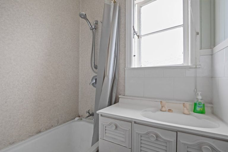 Photo of property in 52 Achil Street, Cromwell, 9310