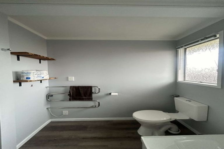 Photo of property in 2/23 Branksome Place, Parklands, Christchurch, 8083