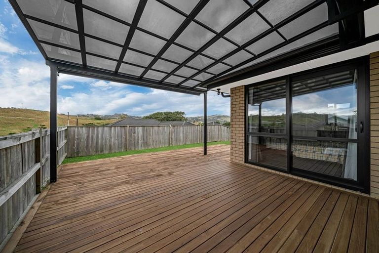 Photo of property in 33 Harry Richards Way, Pokeno, 2402