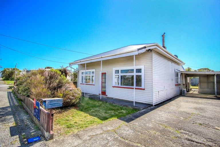 Photo of property in 23 Pakington Street, Westport, 7825