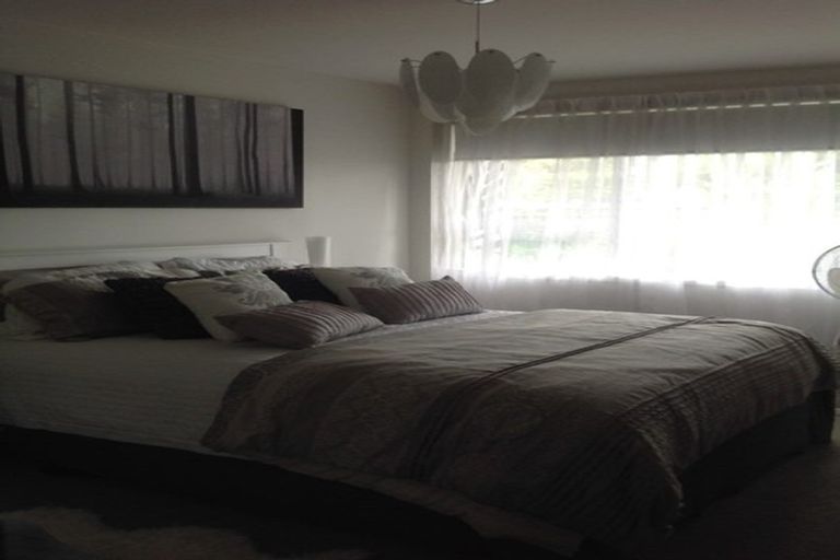 Photo of property in 1/22 Seaforth Avenue, Mangere Bridge, Auckland, 2022