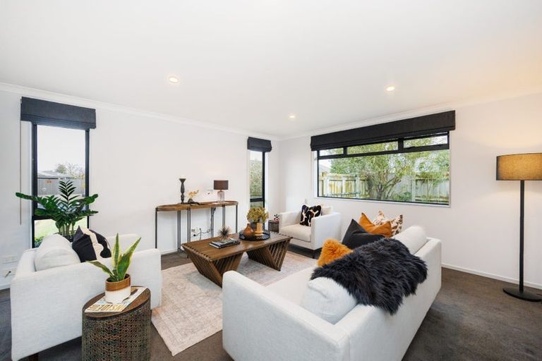 Photo of property in 22 Oak Crescent, Ashhurst, 4810