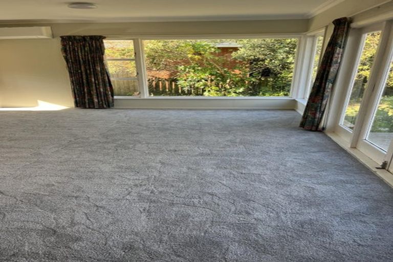 Photo of property in 27 Beauchamp Street, Tawa, Wellington, 5028