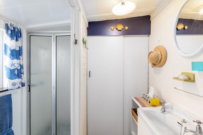 Photo of property in 17 Whero Avenue, Diamond Harbour, Lyttelton, 8971