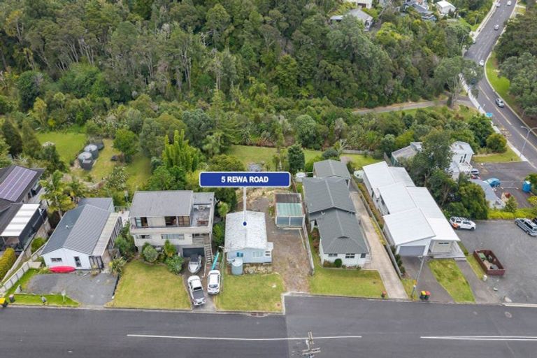 Photo of property in 5 Rewa Road, Maraetai, Auckland, 2018