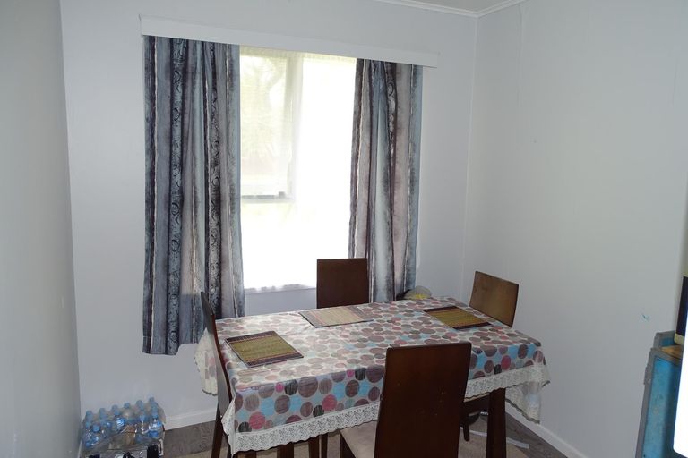 Photo of property in 245 Robertson Road, Mangere East, Auckland, 2024