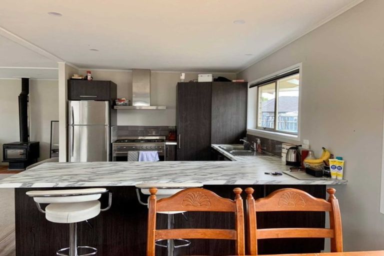 Photo of property in 317 Shakespeare Street, Leamington, Cambridge, 3432