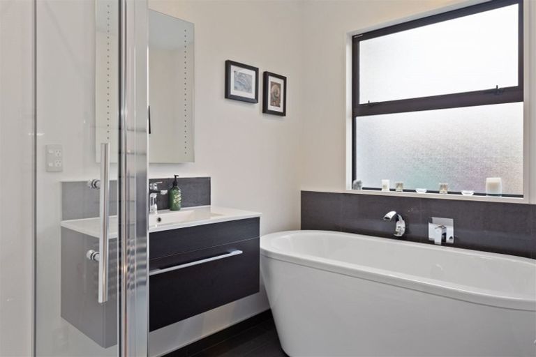 Photo of property in 3 Mokihi Gardens, Hillmorton, Christchurch, 8024