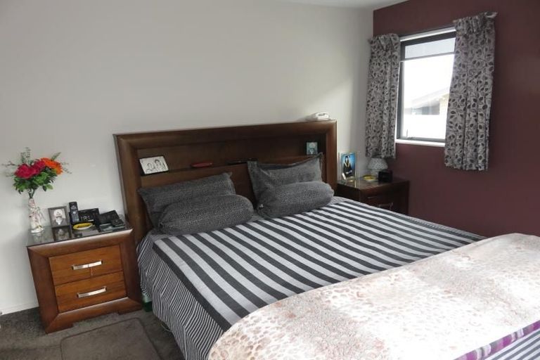 Photo of property in 5 Tea Tree Lane, Woodridge, Wellington, 6037