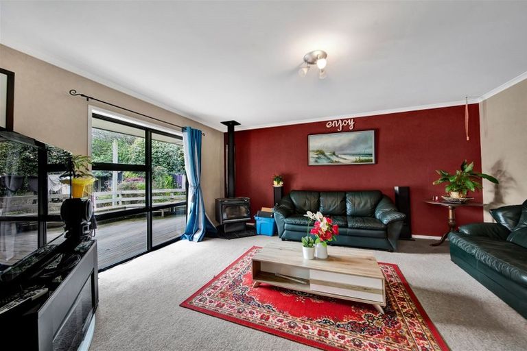 Photo of property in 30 Cameron Street, Hawera, 4610