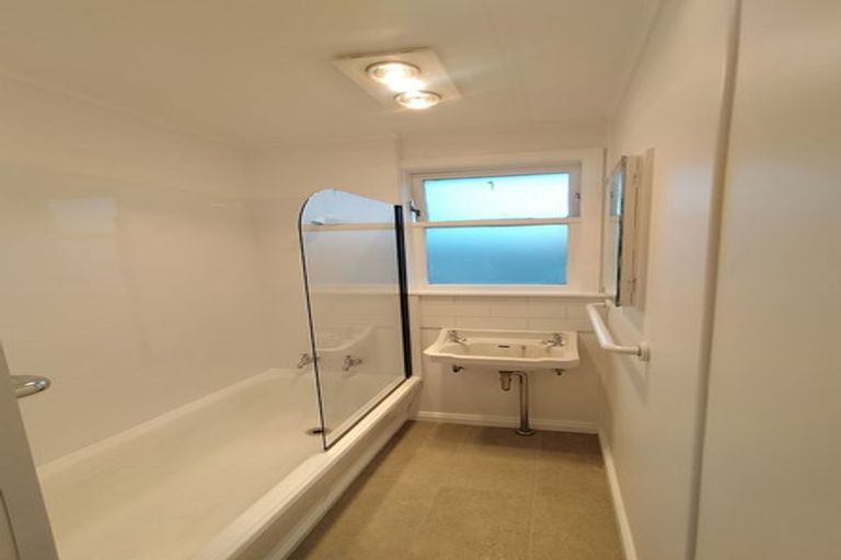 Photo of property in 9 Brown Street, Foxton, 4814