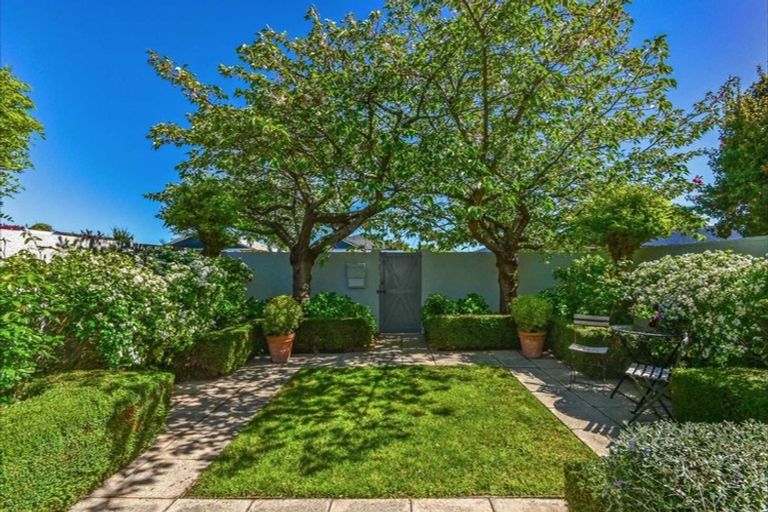 Photo of property in 146 Innes Road, St Albans, Christchurch, 8052