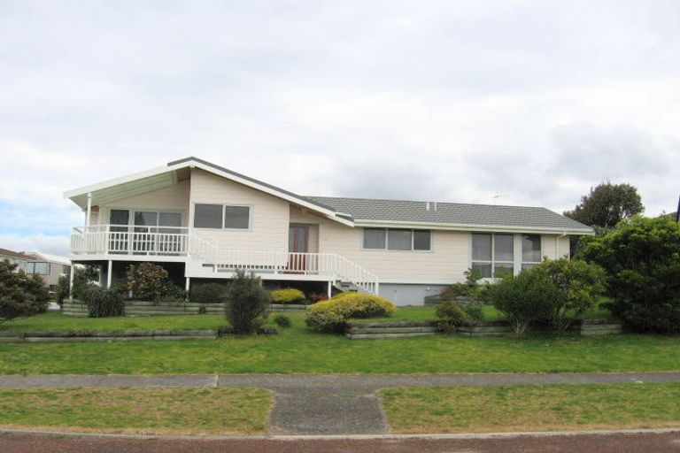 Photo of property in 90 Pauanui Boulevard, Pauanui, Hikuai, 3579