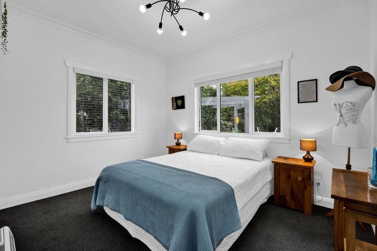 Photo of property in 18 Albion Street, Hawera, 4610