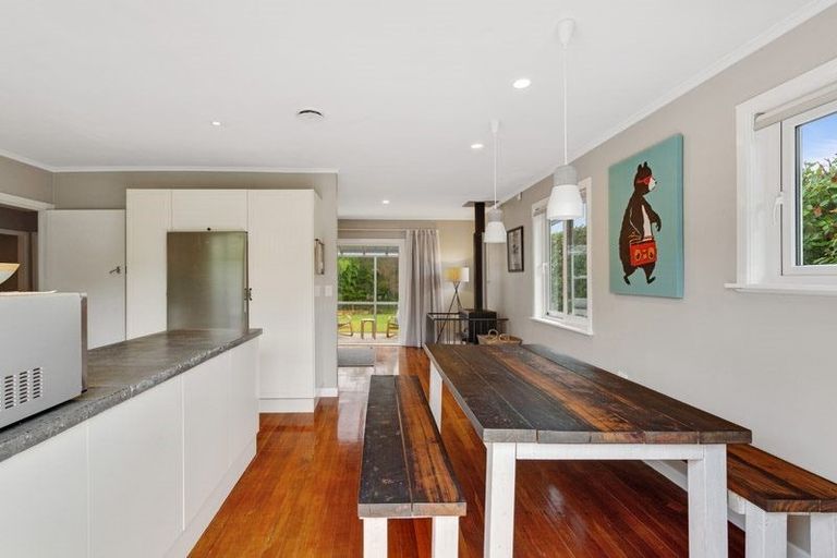 Photo of property in 14 Millbrook Road, Henderson, Auckland, 0612
