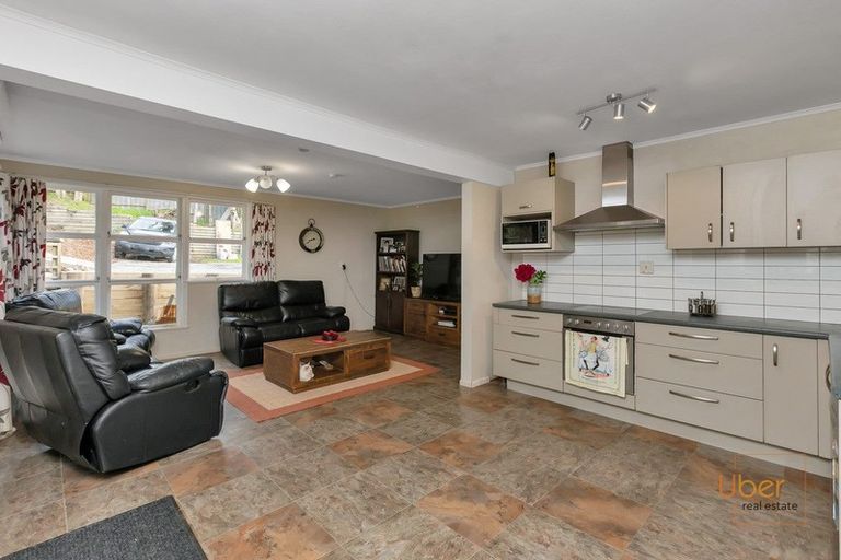 Photo of property in 24 Mcinnes Avenue, Te Kamo, Whangarei, 0112