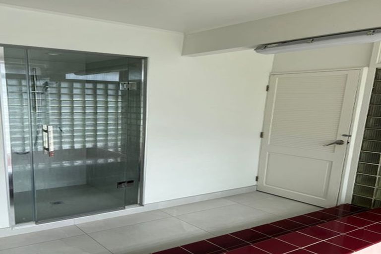 Photo of property in 158 Point View Drive, East Tamaki Heights, Auckland, 2016