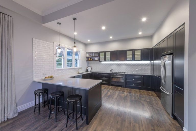 Photo of property in 450 Paremata Road, Pauatahanui, Porirua, 5381