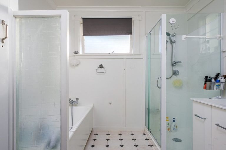 Photo of property in 279 Kahutia Street, Gisborne, 4010