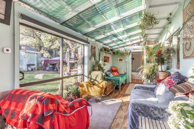 Photo of property in 53 Awarua Bay Road, Awarua Plains, Invercargill, 9877