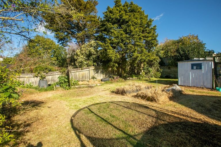 Photo of property in 40 Mcleod Road, Weymouth, Auckland, 2103
