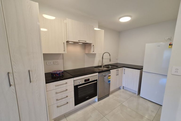 Photo of property in 7/232 Main Road, Tawa, Wellington, 5028