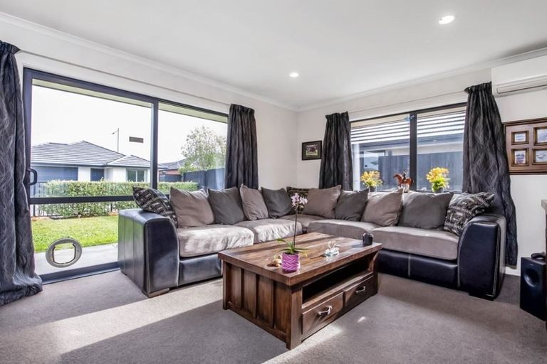 Photo of property in 33 Limbrick Crescent, Wigram, Christchurch, 8042