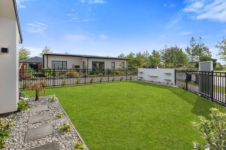 Photo of property in 8 Whitburn Avenue, Halswell, Christchurch, 8025