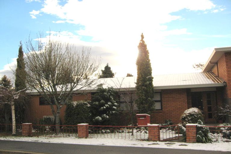 Photo of property in 2 O'neill Crescent, Bridge Hill, Alexandra, 9320