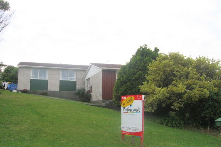 Photo of property in 5a Reese Jones Grove, Maungaraki, Lower Hutt, 5010