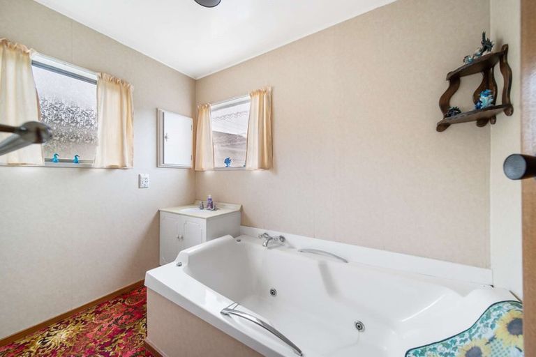 Photo of property in 1 Garden Place, Glenleith, Dunedin, 9010