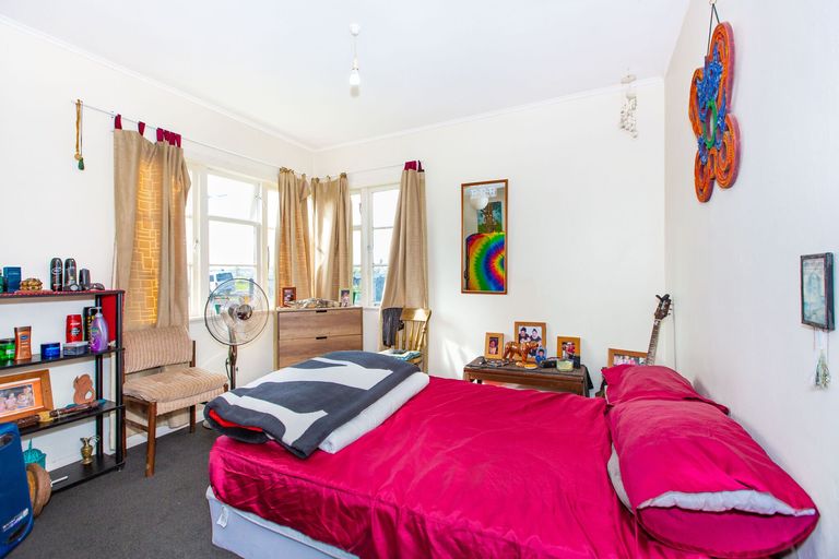 Photo of property in 84 Great South Road, Huntly, 3700