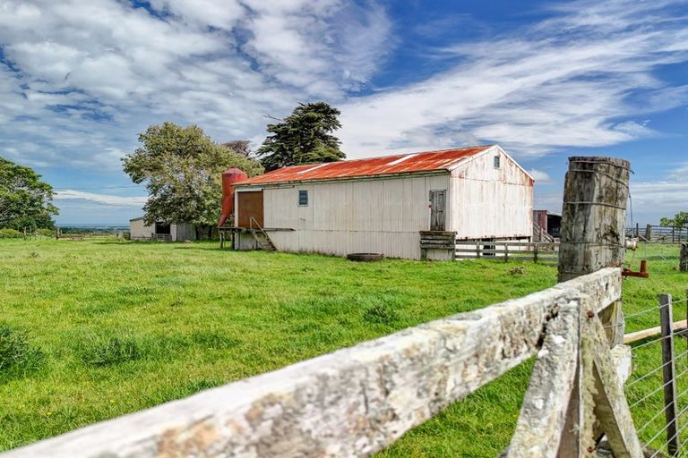 Photo of property in 1173 Karahaki Road, Waverley, 4591