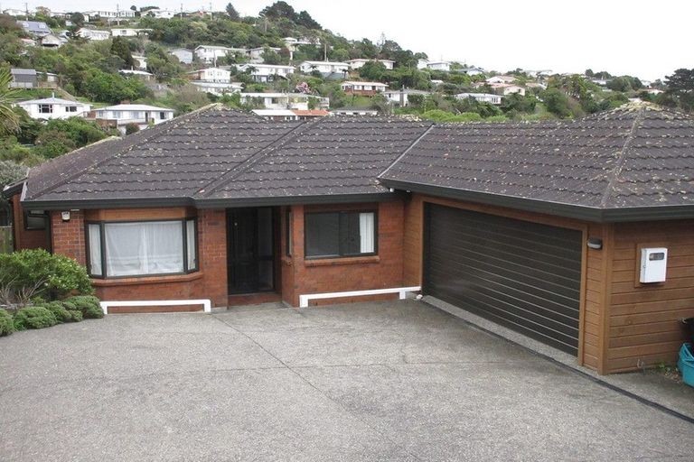 Photo of property in 6/15 Glanmire Road, Newlands, Wellington, 6037
