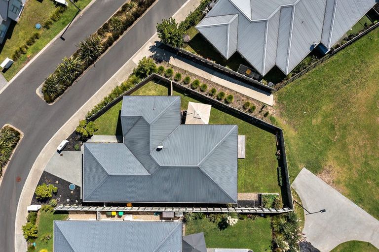 Photo of property in 35 Fairwater Road, Warkworth, 0910