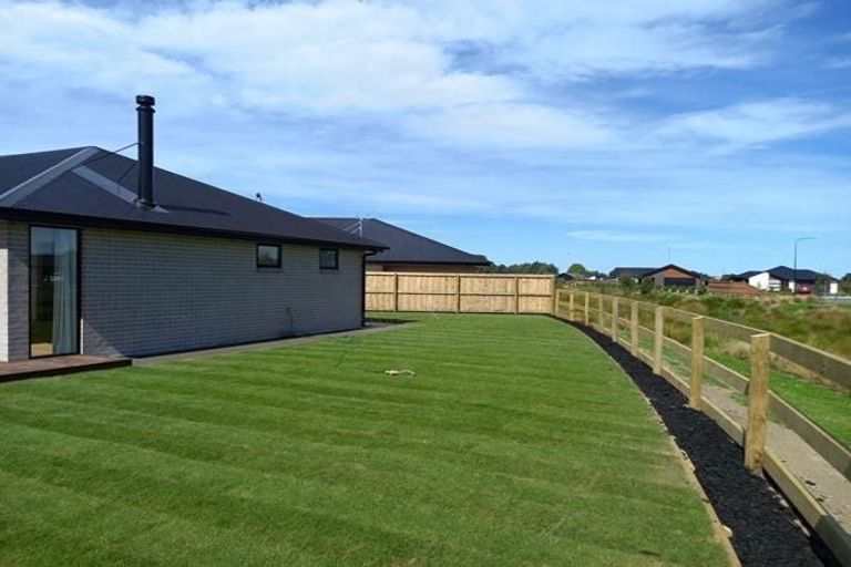 Photo of property in 41 Quinn Crescent, Woodend, 7610