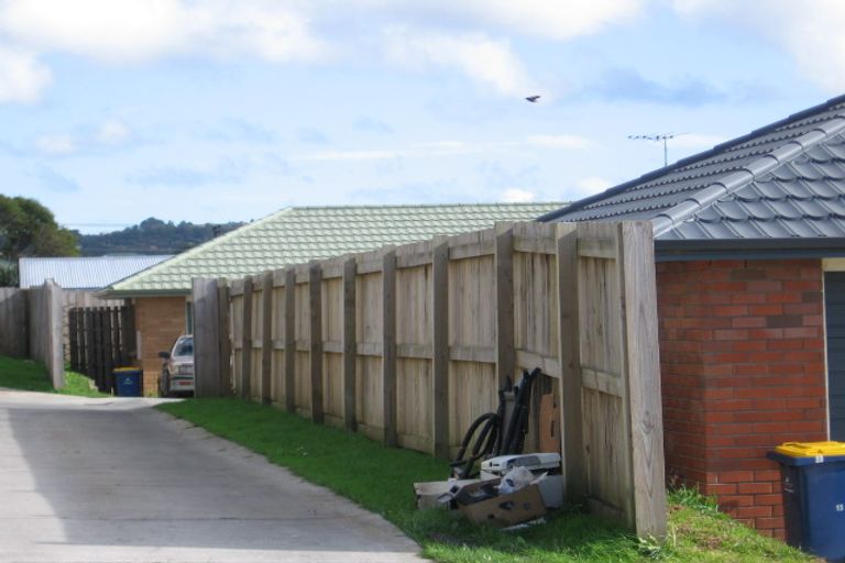 Photo of property in 17 Mili Way, Ranui, Auckland, 0612