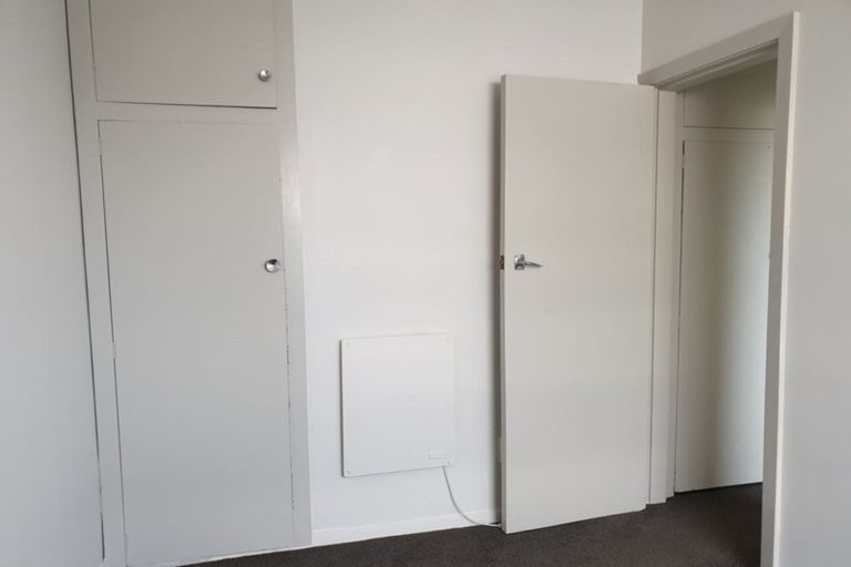 Photo of property in 55 Olliviers Road, Phillipstown, Christchurch, 8011